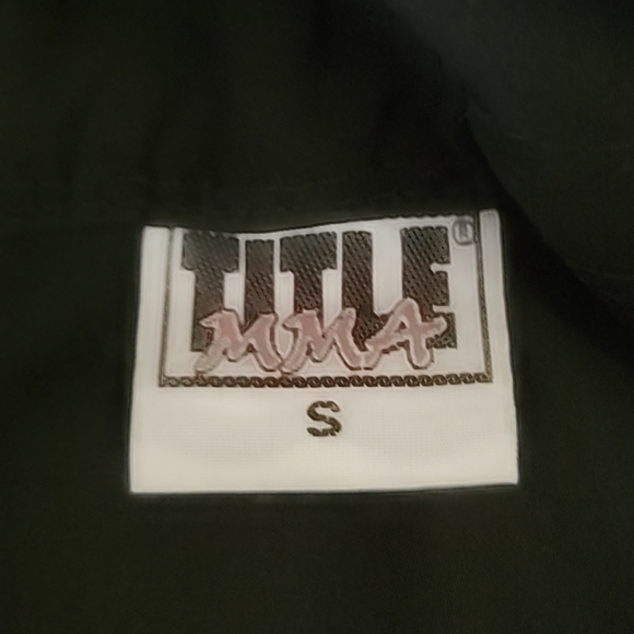 Title MMA Men's Mixed Martial Arts Fighting Training Gym Shorts Size Small - Picture 2 of 4